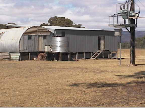 Photo - an Australian farm shed just for the fun of it